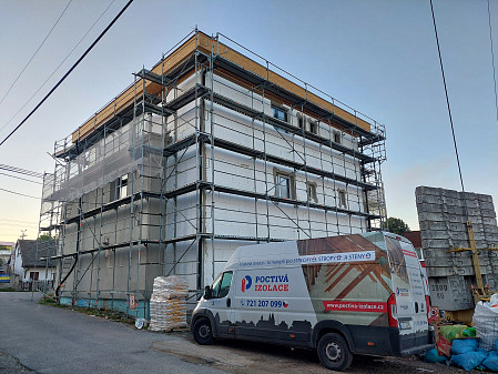 Izolace stropu administrativní budovy s nástavbou v Jihlavě